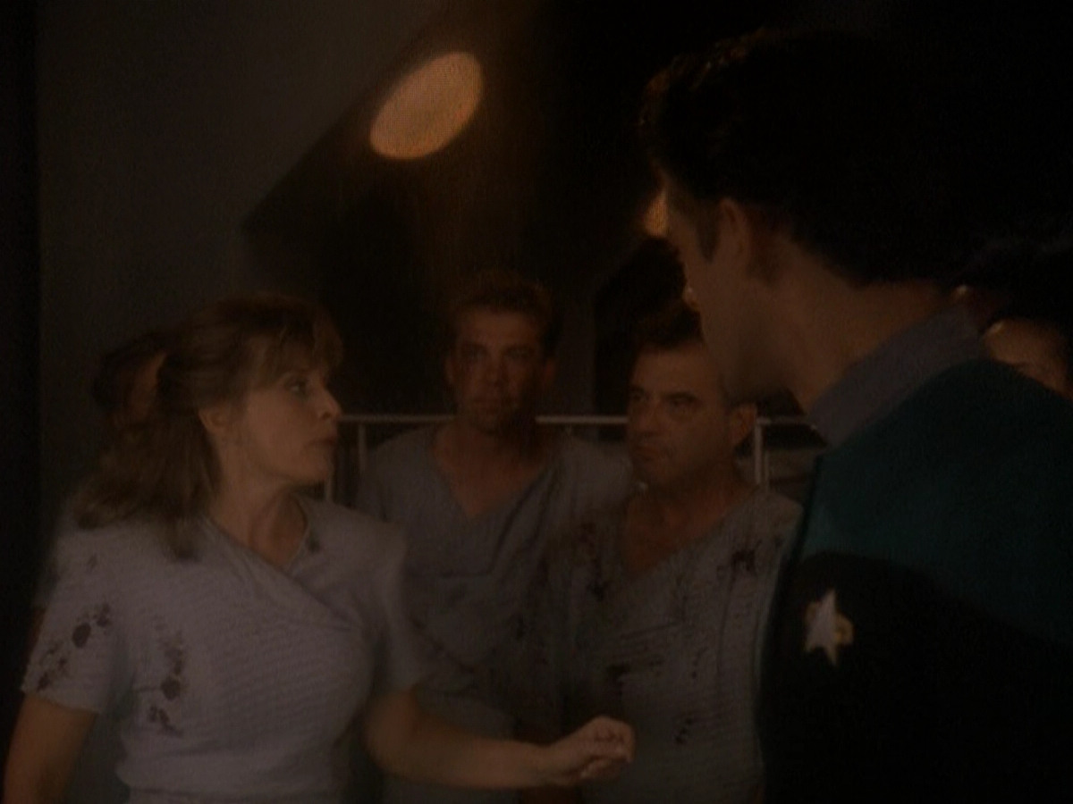 extant_StarTrek_DS9_5x04-NorTheBattleToTheStrong_03423.jpg