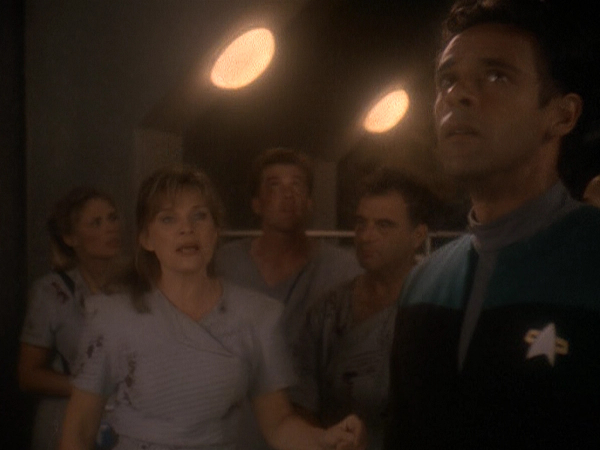 extant_StarTrek_DS9_5x04-NorTheBattleToTheStrong_03426.jpg