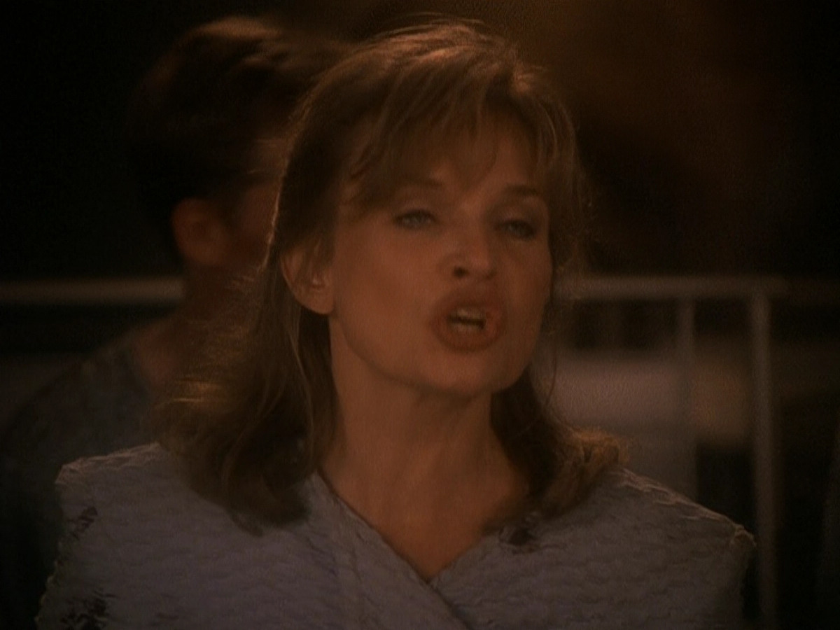 extant_StarTrek_DS9_5x04-NorTheBattleToTheStrong_03436.jpg