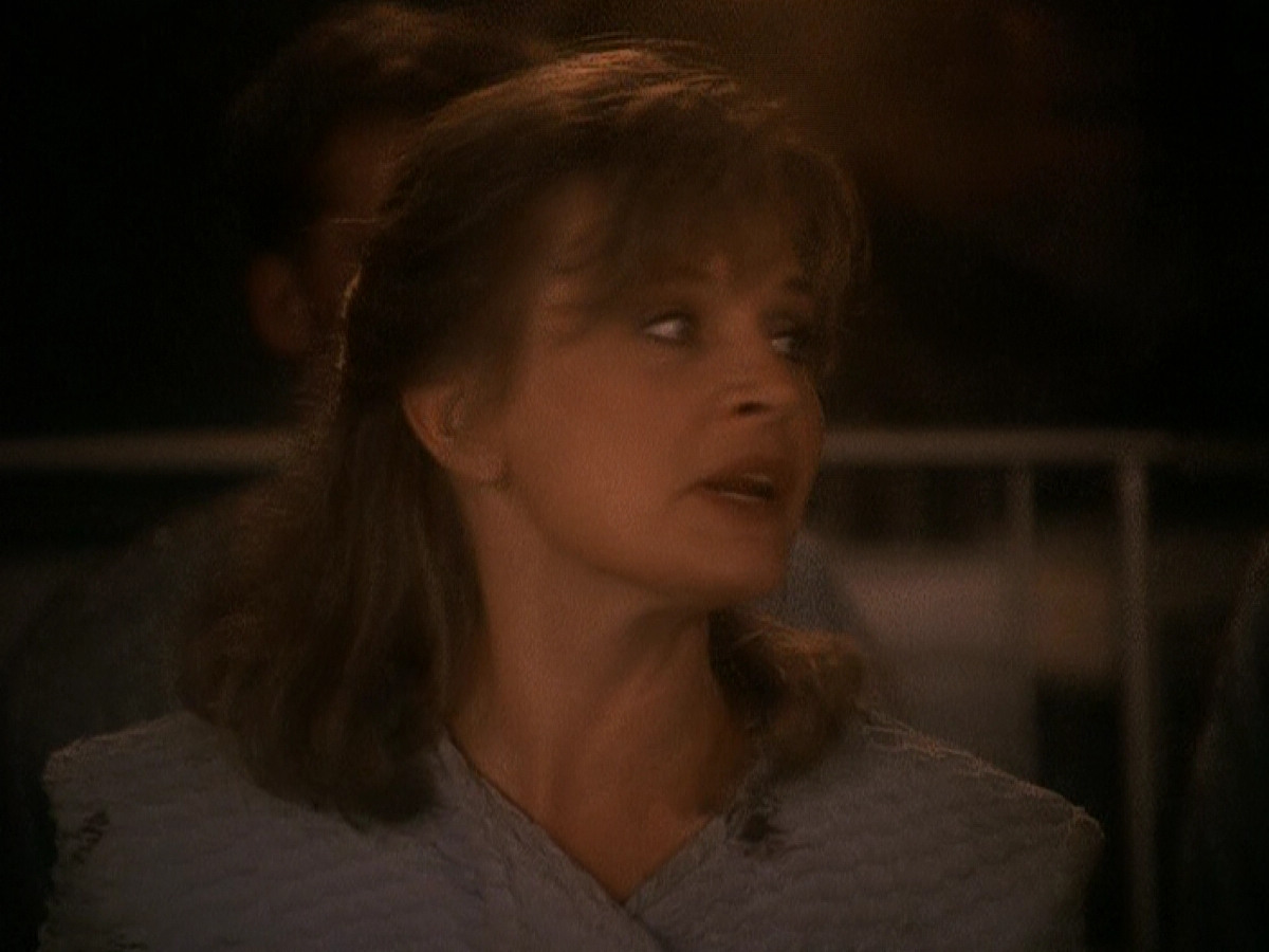 extant_StarTrek_DS9_5x04-NorTheBattleToTheStrong_03439.jpg