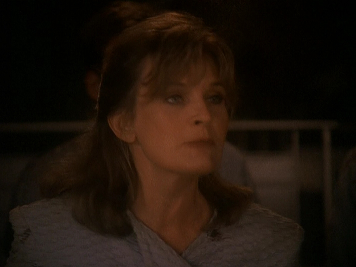 extant_StarTrek_DS9_5x04-NorTheBattleToTheStrong_03440.jpg