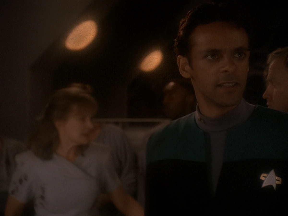 extant_StarTrek_DS9_5x04-NorTheBattleToTheStrong_03449.jpg