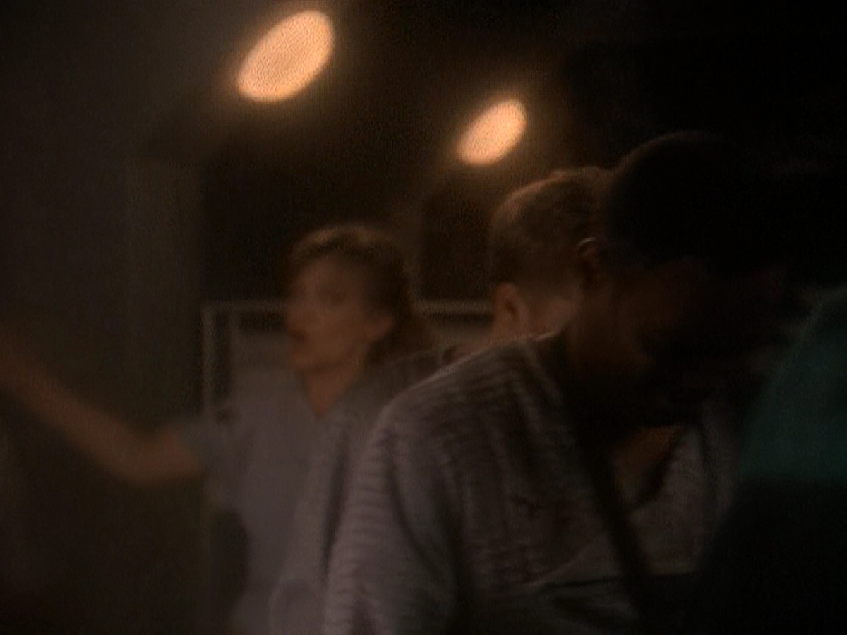 extant_StarTrek_DS9_5x04-NorTheBattleToTheStrong_03453.jpg