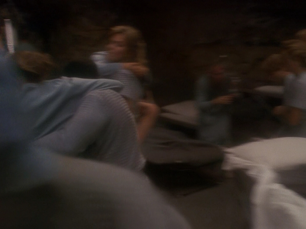 extant_StarTrek_DS9_5x04-NorTheBattleToTheStrong_03469.jpg