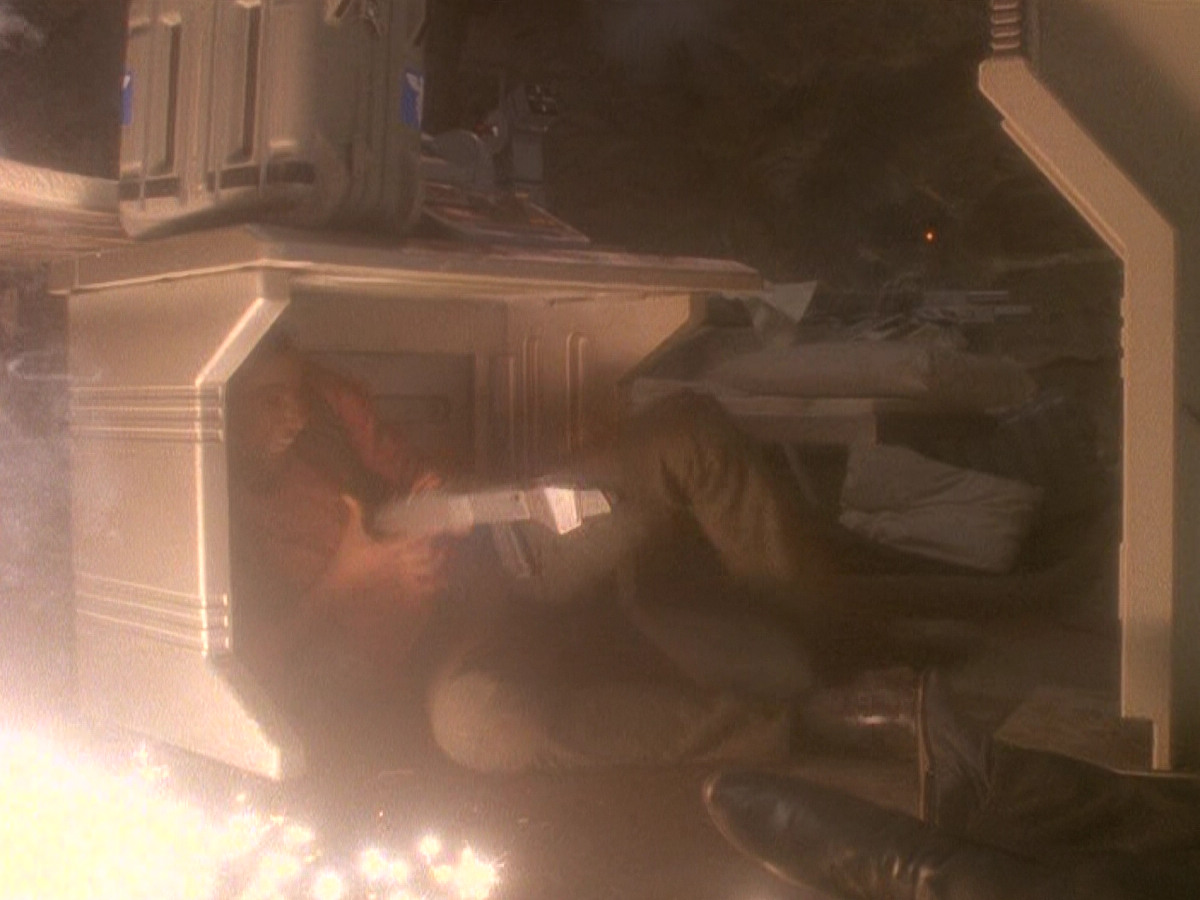 extant_StarTrek_DS9_5x04-NorTheBattleToTheStrong_03554.jpg