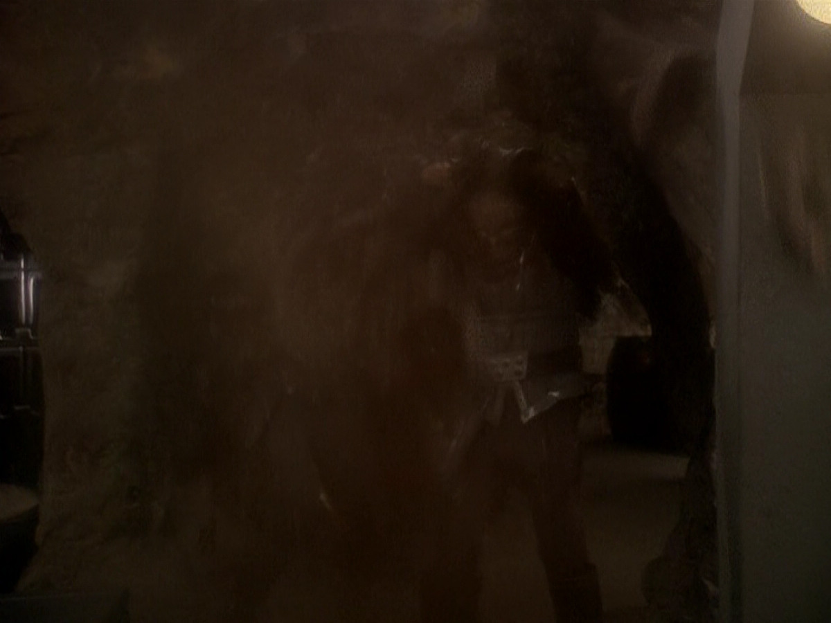 extant_StarTrek_DS9_5x04-NorTheBattleToTheStrong_03573.jpg