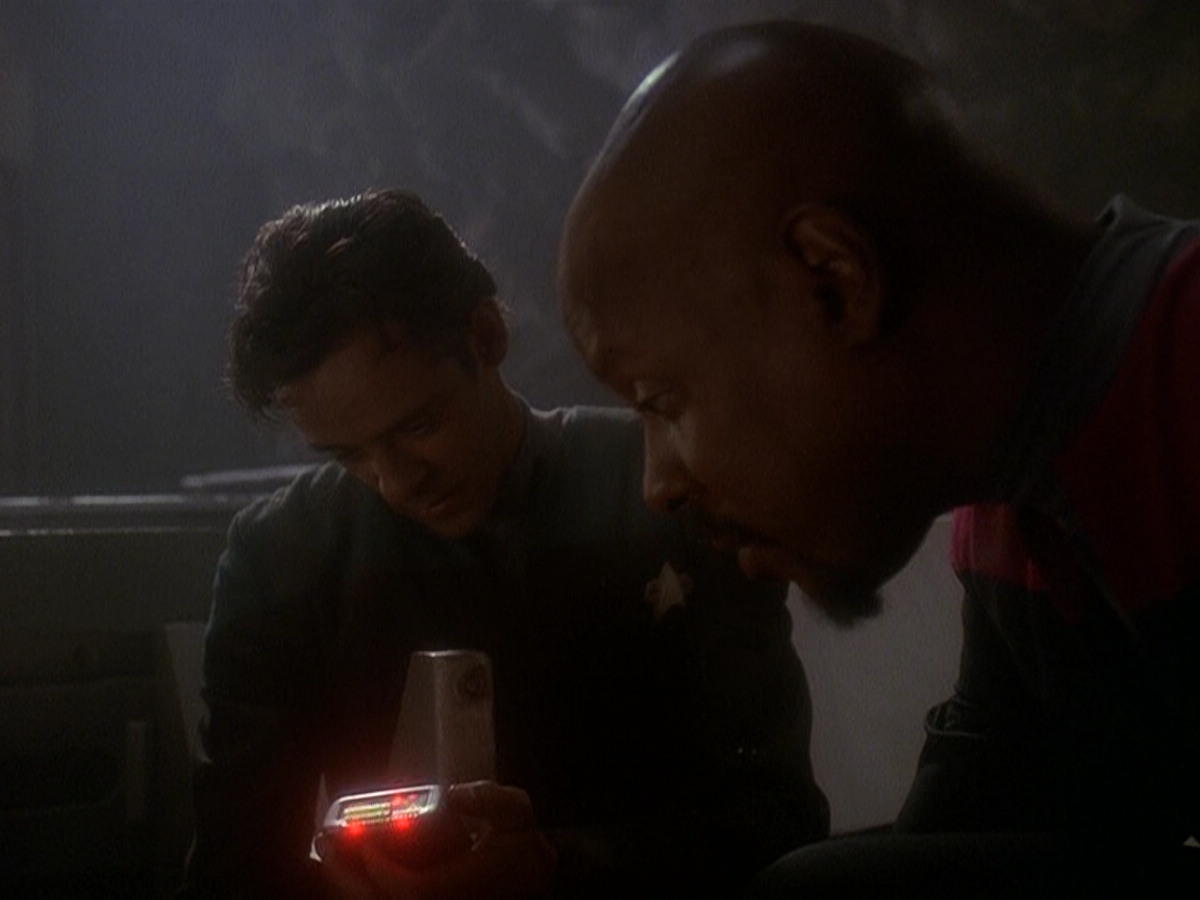 extant_StarTrek_DS9_5x04-NorTheBattleToTheStrong_03612.jpg