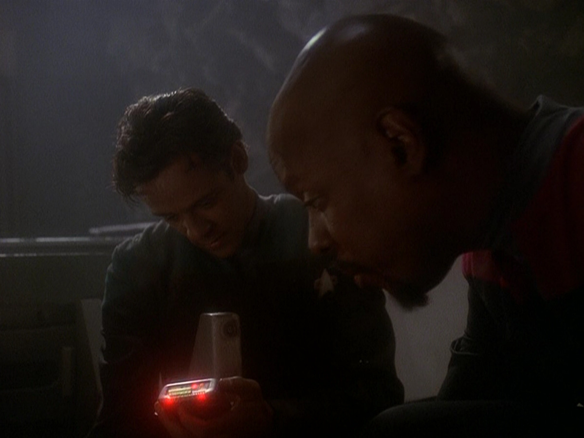 extant_StarTrek_DS9_5x04-NorTheBattleToTheStrong_03614.jpg