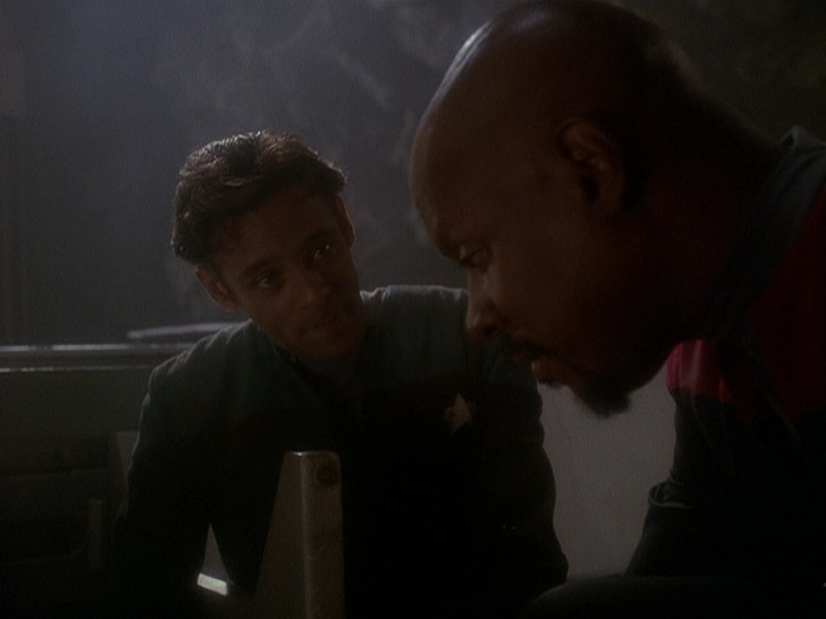 extant_StarTrek_DS9_5x04-NorTheBattleToTheStrong_03624.jpg