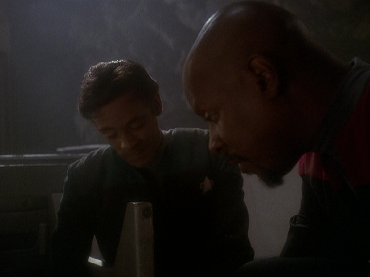 extant_StarTrek_DS9_5x04-NorTheBattleToTheStrong_03625.jpg