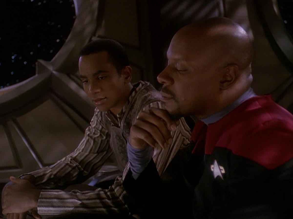 extant_StarTrek_DS9_5x04-NorTheBattleToTheStrong_03702.jpg