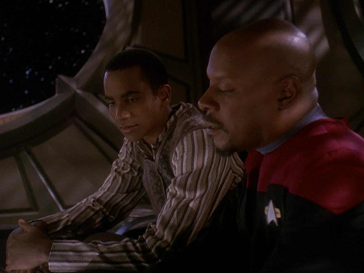 extant_StarTrek_DS9_5x04-NorTheBattleToTheStrong_03707.jpg