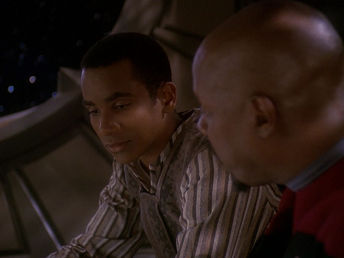 extant_StarTrek_DS9_5x04-NorTheBattleToTheStrong_03725.jpg