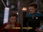 extant_StarTrek_DS9_5x04-NorTheBattleToTheStrong_00431.jpg