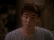 extant_StarTrek_DS9_5x04-NorTheBattleToTheStrong_02763.jpg