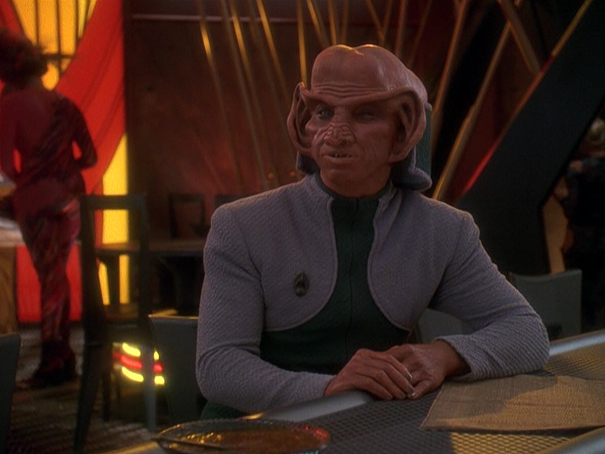 extant_StarTrek_DS9_5x05-TheAssignment_00058.jpg
