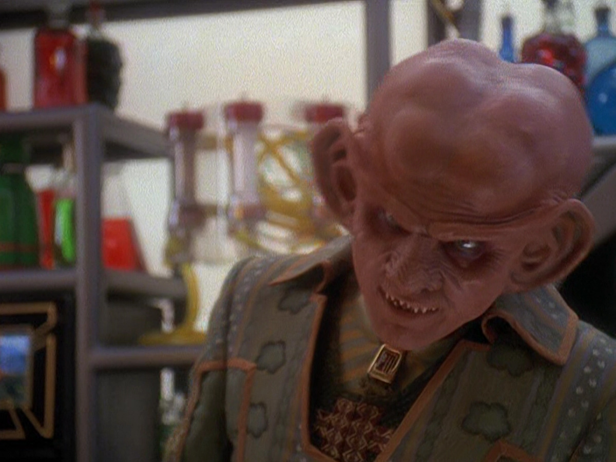 extant_StarTrek_DS9_5x05-TheAssignment_00096.jpg