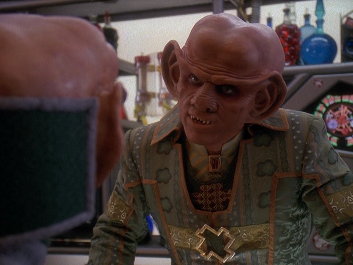 extant_StarTrek_DS9_5x05-TheAssignment_00196.jpg