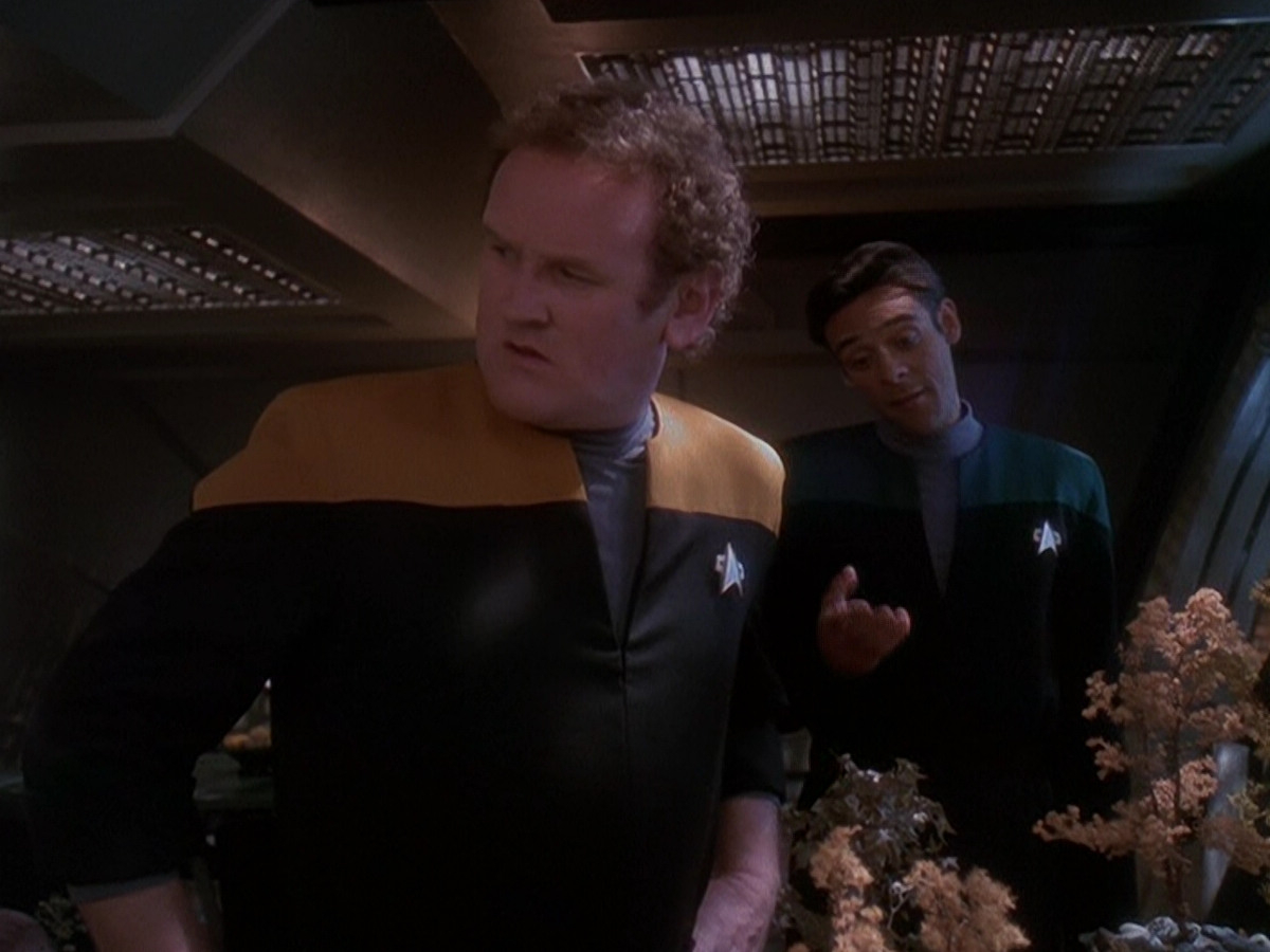 extant_StarTrek_DS9_5x05-TheAssignment_00220.jpg