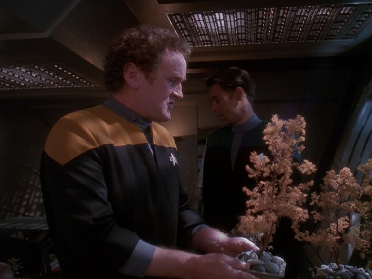 extant_StarTrek_DS9_5x05-TheAssignment_00268.jpg