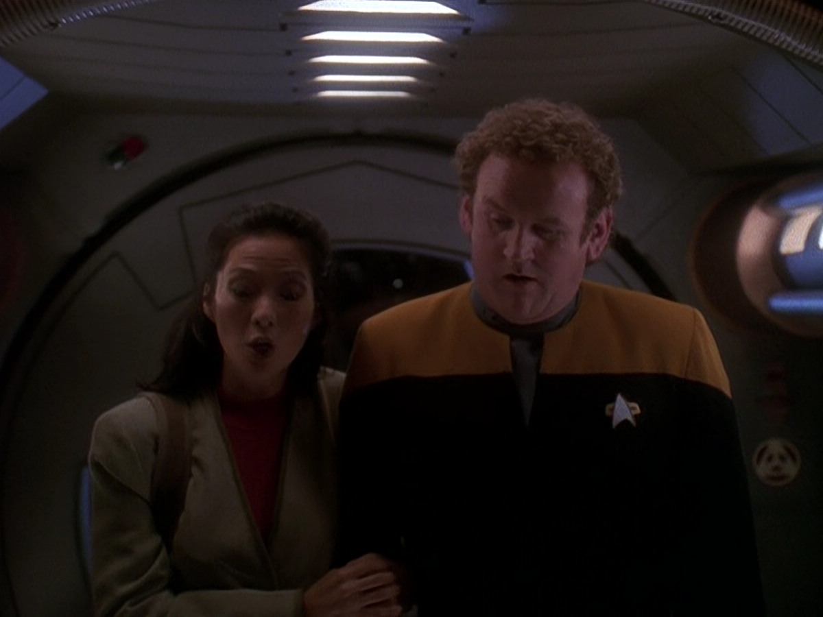 extant_StarTrek_DS9_5x05-TheAssignment_00458.jpg