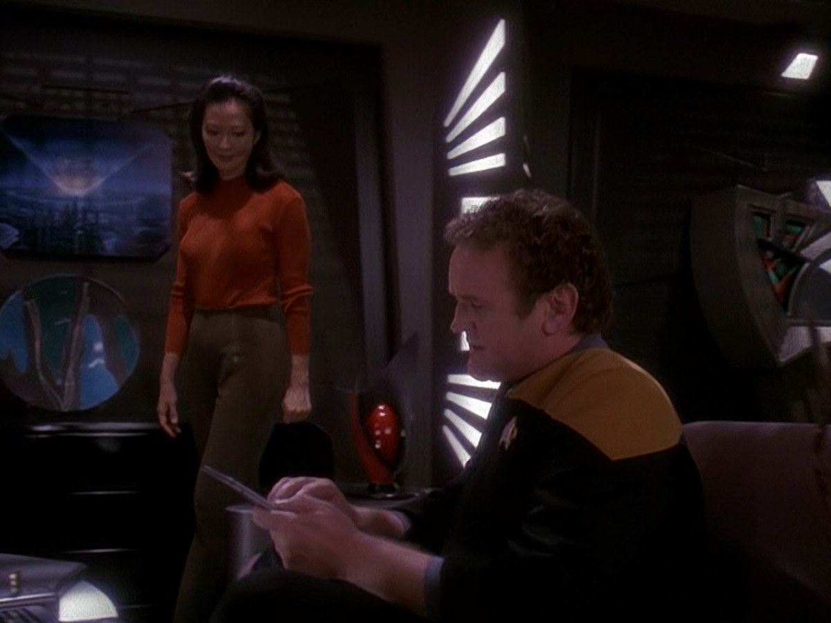 extant_StarTrek_DS9_5x05-TheAssignment_00862.jpg