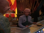 extant_StarTrek_DS9_5x05-TheAssignment_00037.jpg