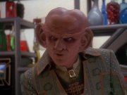 extant_StarTrek_DS9_5x05-TheAssignment_00101.jpg