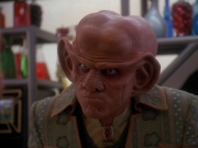 extant_StarTrek_DS9_5x05-TheAssignment_00117.jpg