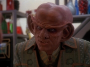 extant_StarTrek_DS9_5x05-TheAssignment_00119.jpg