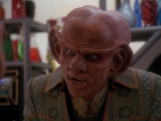extant_StarTrek_DS9_5x05-TheAssignment_00120.jpg
