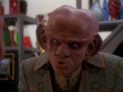 extant_StarTrek_DS9_5x05-TheAssignment_00121.jpg