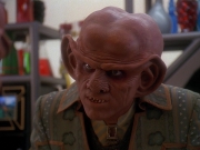 extant_StarTrek_DS9_5x05-TheAssignment_00123.jpg
