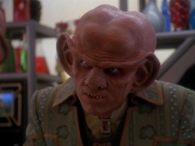 extant_StarTrek_DS9_5x05-TheAssignment_00129.jpg