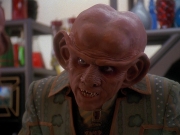 extant_StarTrek_DS9_5x05-TheAssignment_00138.jpg