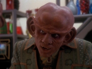extant_StarTrek_DS9_5x05-TheAssignment_00139.jpg