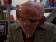 extant_StarTrek_DS9_5x05-TheAssignment_00143.jpg