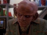 extant_StarTrek_DS9_5x05-TheAssignment_00144.jpg