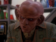 extant_StarTrek_DS9_5x05-TheAssignment_00145.jpg