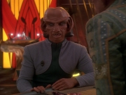 extant_StarTrek_DS9_5x05-TheAssignment_00156.jpg