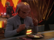 extant_StarTrek_DS9_5x05-TheAssignment_00204.jpg