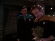 extant_StarTrek_DS9_5x05-TheAssignment_00327.jpg