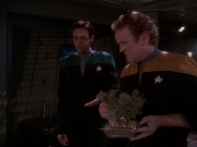 extant_StarTrek_DS9_5x05-TheAssignment_00337.jpg