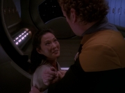 extant_StarTrek_DS9_5x05-TheAssignment_00519.jpg