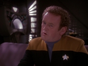 extant_StarTrek_DS9_5x05-TheAssignment_00914.jpg