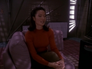 extant_StarTrek_DS9_5x05-TheAssignment_00989.jpg