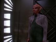 extant_StarTrek_DS9_5x05-TheAssignment_01034.jpg