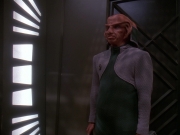 extant_StarTrek_DS9_5x05-TheAssignment_01035.jpg