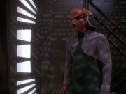 extant_StarTrek_DS9_5x05-TheAssignment_01045.jpg