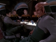extant_StarTrek_DS9_5x05-TheAssignment_01055.jpg